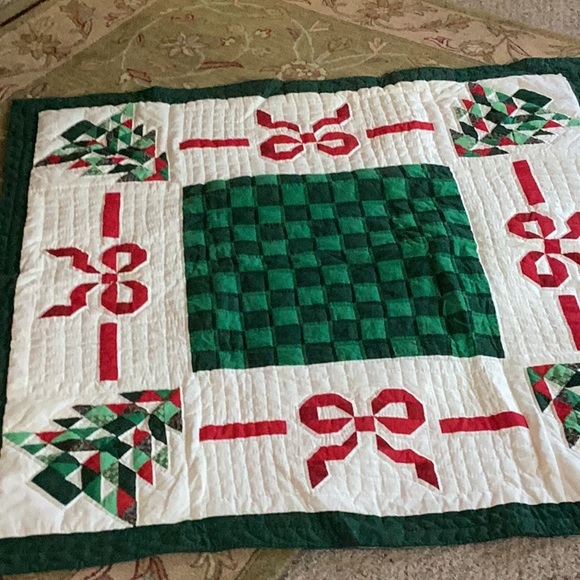 ⚜️ Handmade Lap Quilt or Wall Hanging Forest Green OOAK  🪶 - Picture 5 of 16